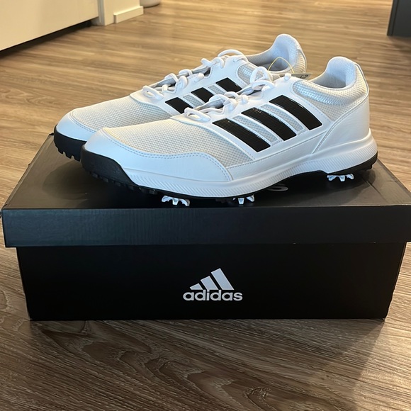 Adidas Golf Shoes - Picture 1 of 3